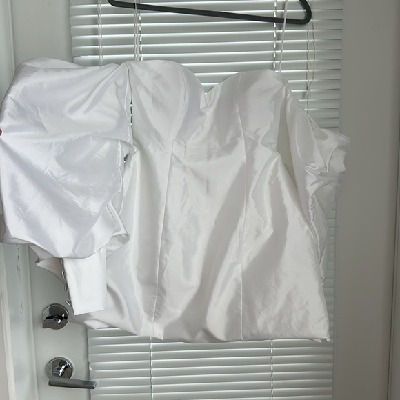 Dress - Picture 6 of 16